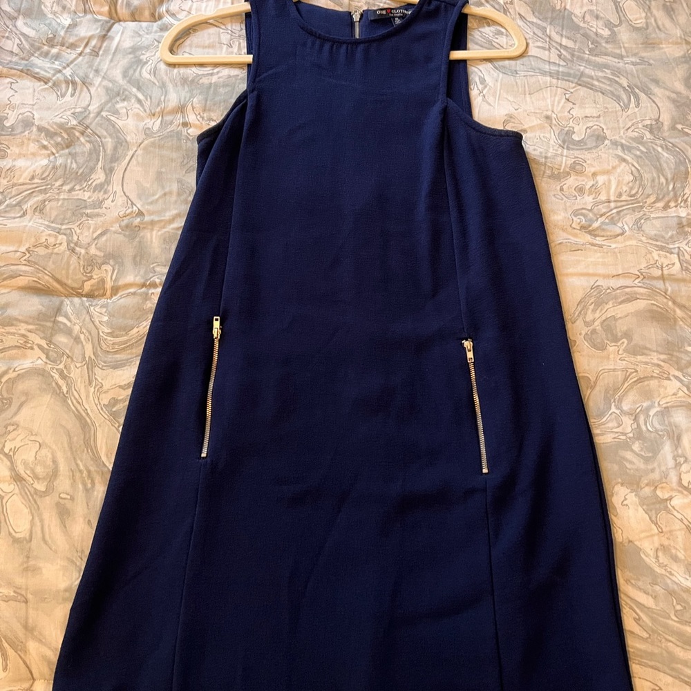 Navy Sleeveless Dress (Spring/Summer) Size Small